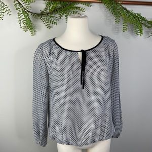 Host Pick ⭐️| Vince Camuto printed bubble sleeve blouse - PL